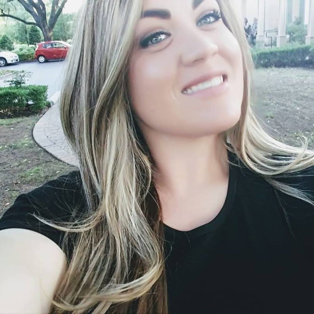 Meet your Posher, Ashley